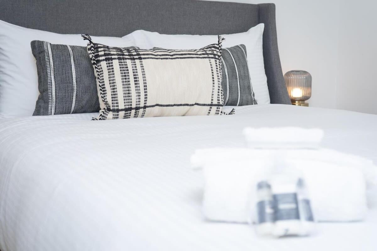 Bright And Trendy 2-Story Bankers Hill Condo サンディエゴ エクステリア 写真