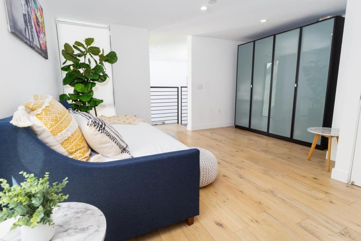 Bright And Trendy 2-Story Bankers Hill Condo サンディエゴ エクステリア 写真