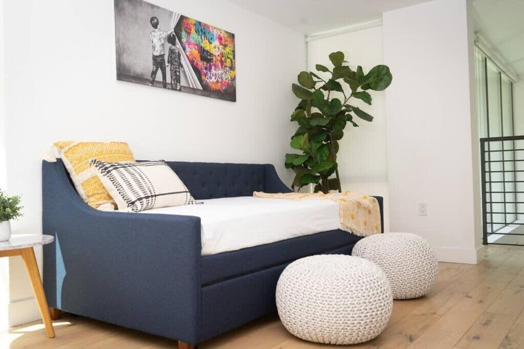 Bright And Trendy 2-Story Bankers Hill Condo サンディエゴ エクステリア 写真